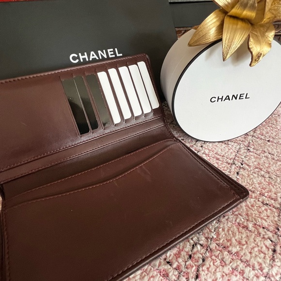 CHANEL LAMBSKIN WALLET ~ NWT ~ PRICE IS FIRM🌹 - Picture 6 of 13